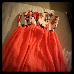 Strapless floral maxi dress